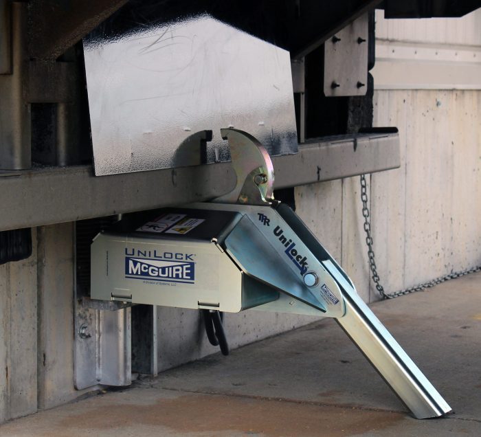 TPR UniLock® Automatic Vehicle Restraint - Image 6