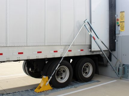 UXL Vehicle Restraint
