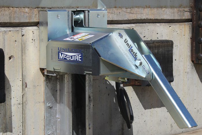 TPR UniLock® Automatic Vehicle Restraint - Image 5