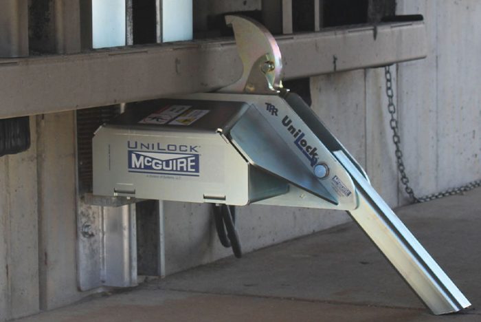 TPR UniLock® Automatic Vehicle Restraint - Image 4