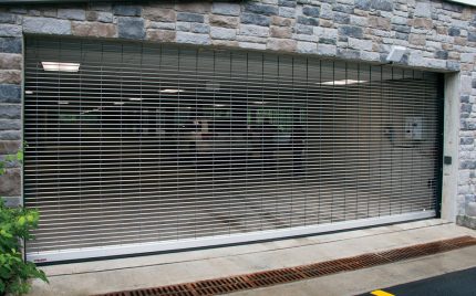 EverServe™ Springless Security Grille - 671s