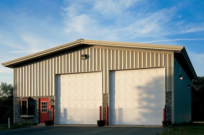 Thermacore® Sectional Steel Doors - 594 - Image 1