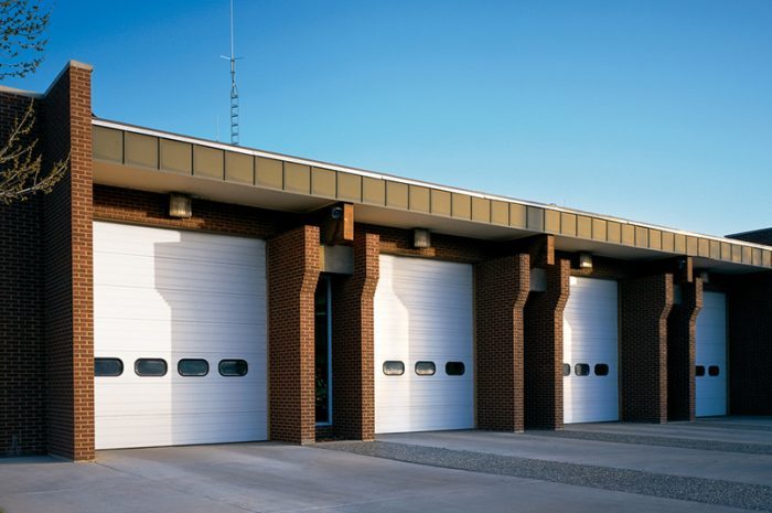 Thermacore® Sectional Steel Door - 598 - Image 2