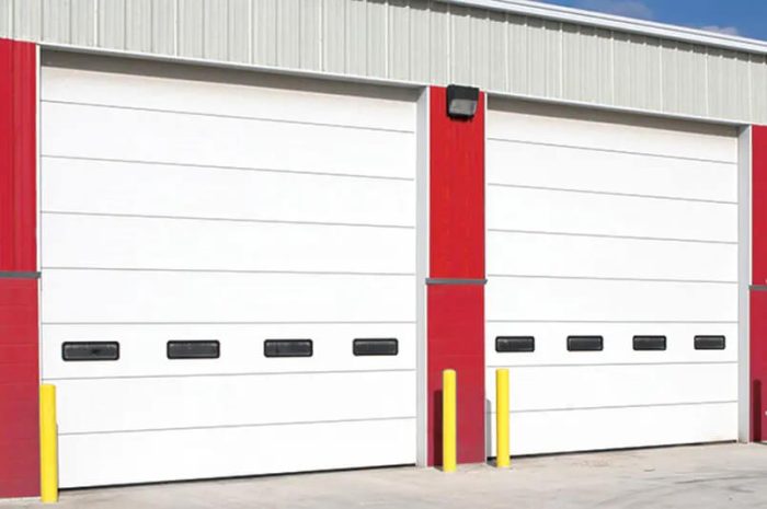 WindStorm™ Commercial Sectional Door - 525 - Image 1
